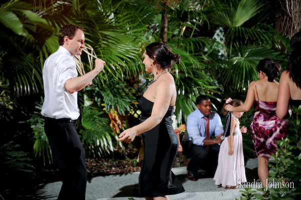 Best Courtyard Lake Lucerne - IW Phillips House Wedding photographer - Sandra Johnson (SJFoto.com)